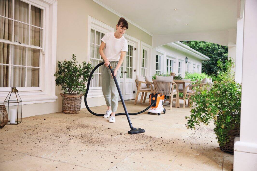 STIHL SEA 60 Cordless Vacuum Cleaner