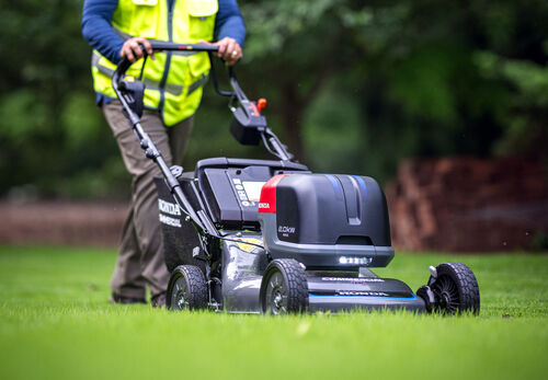 Honda HRC216-BE 58V Self Propelled Battery Mower Kit