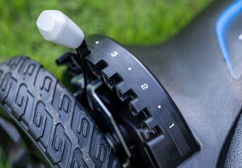 Honda HRN216-BV 58V Self Propelled Battery Mower Kit