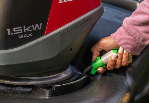 Honda HRN216-BV 58V Self Propelled Battery Mower Kit