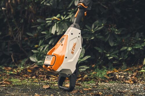 Stihl HTA 160 Battery Pole Saw